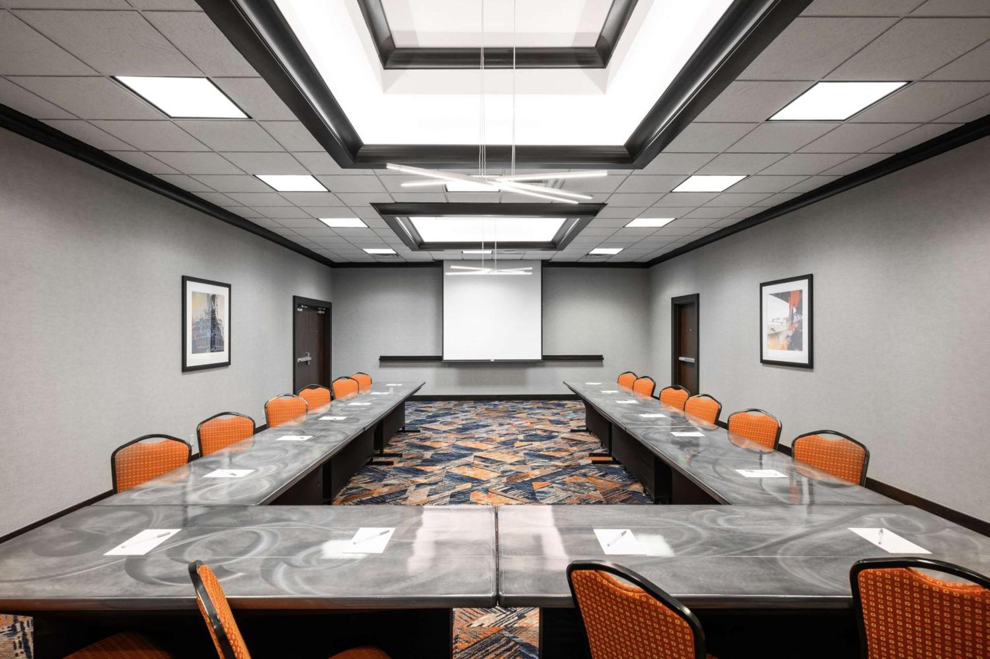 Hampton Inn Evansville Airport Экстерьер фото