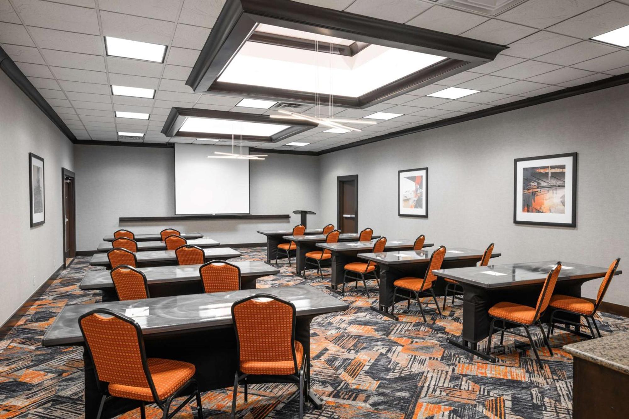 Hampton Inn Evansville Airport Экстерьер фото